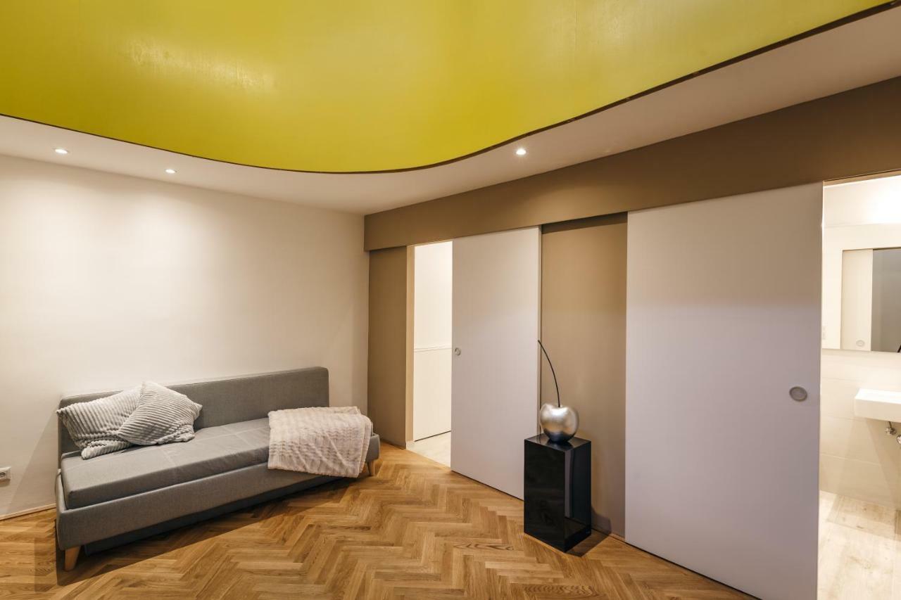 The Temple Apartment Виена Екстериор снимка
