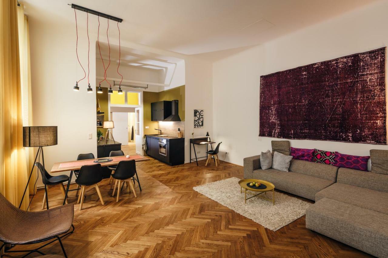 The Temple Apartment Виена Екстериор снимка